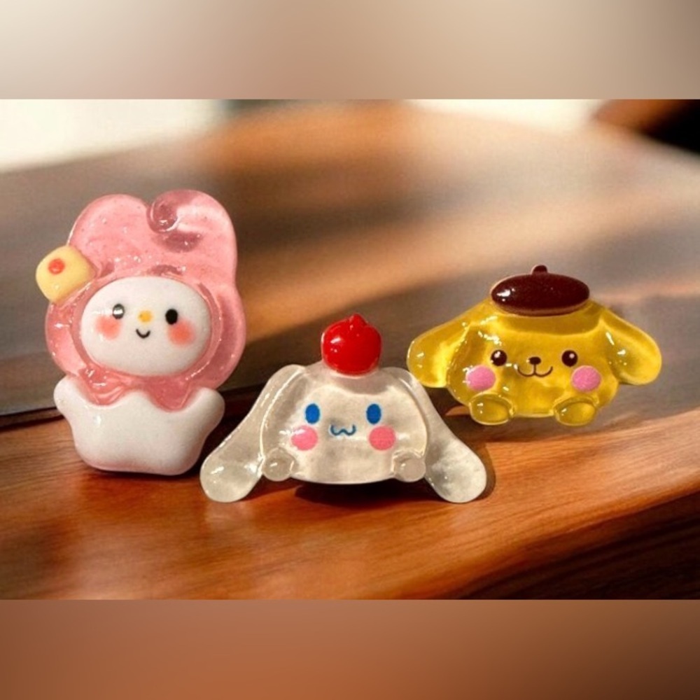 3pc Resin croc charms My melody , cinnamon roll, pompompurin